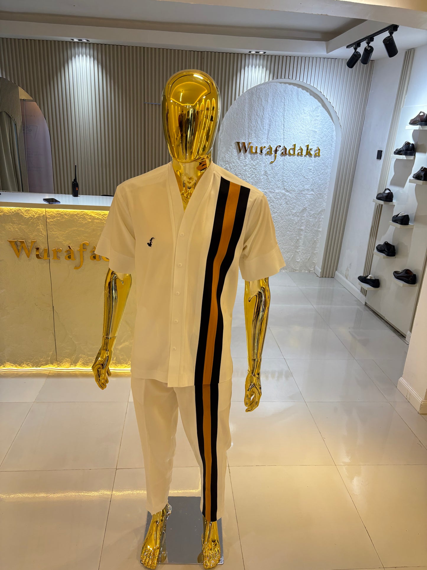The Ayo Urban Set - White