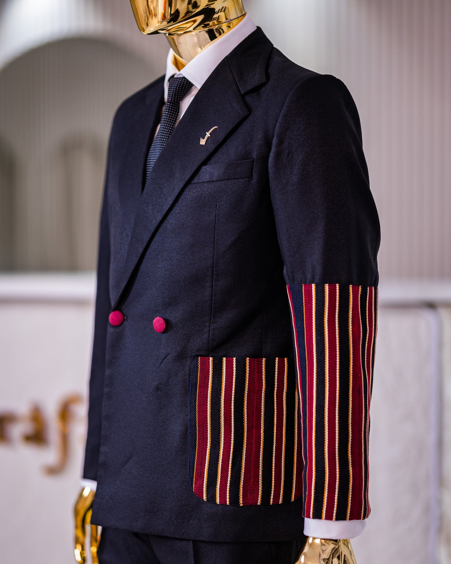 The Akinwole Deluxe Suit (black)