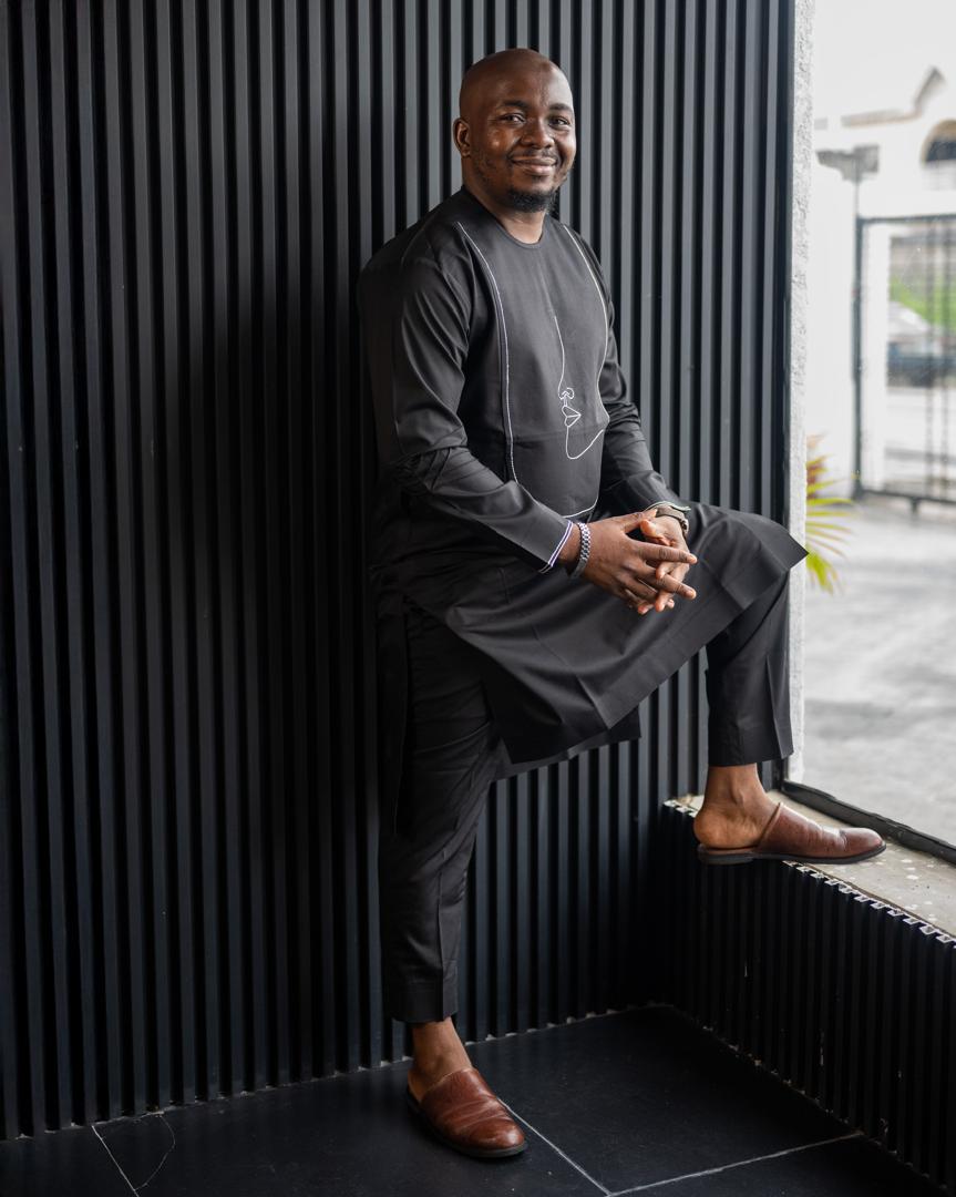 THE MELECH KAFTAN - BLACK