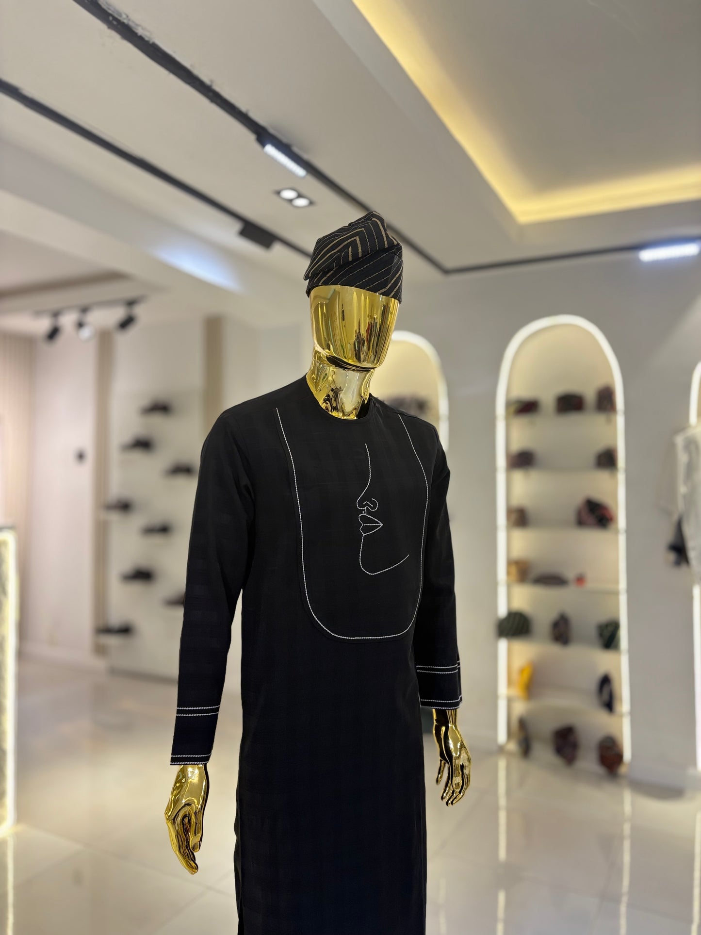 THE MELECH KAFTAN - BLACK