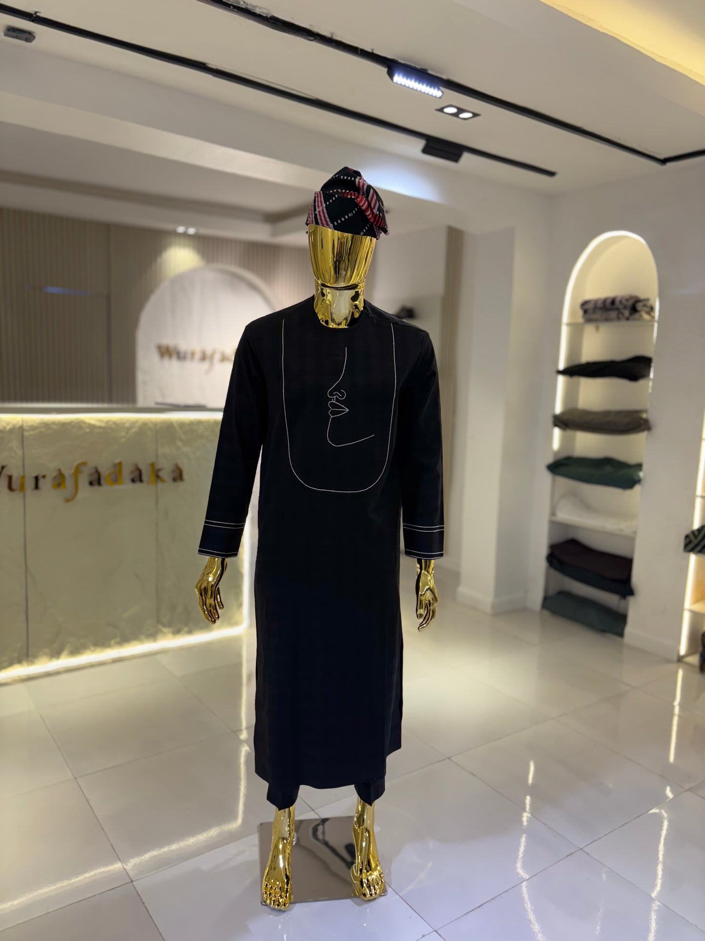 THE MELECH KAFTAN - BLACK