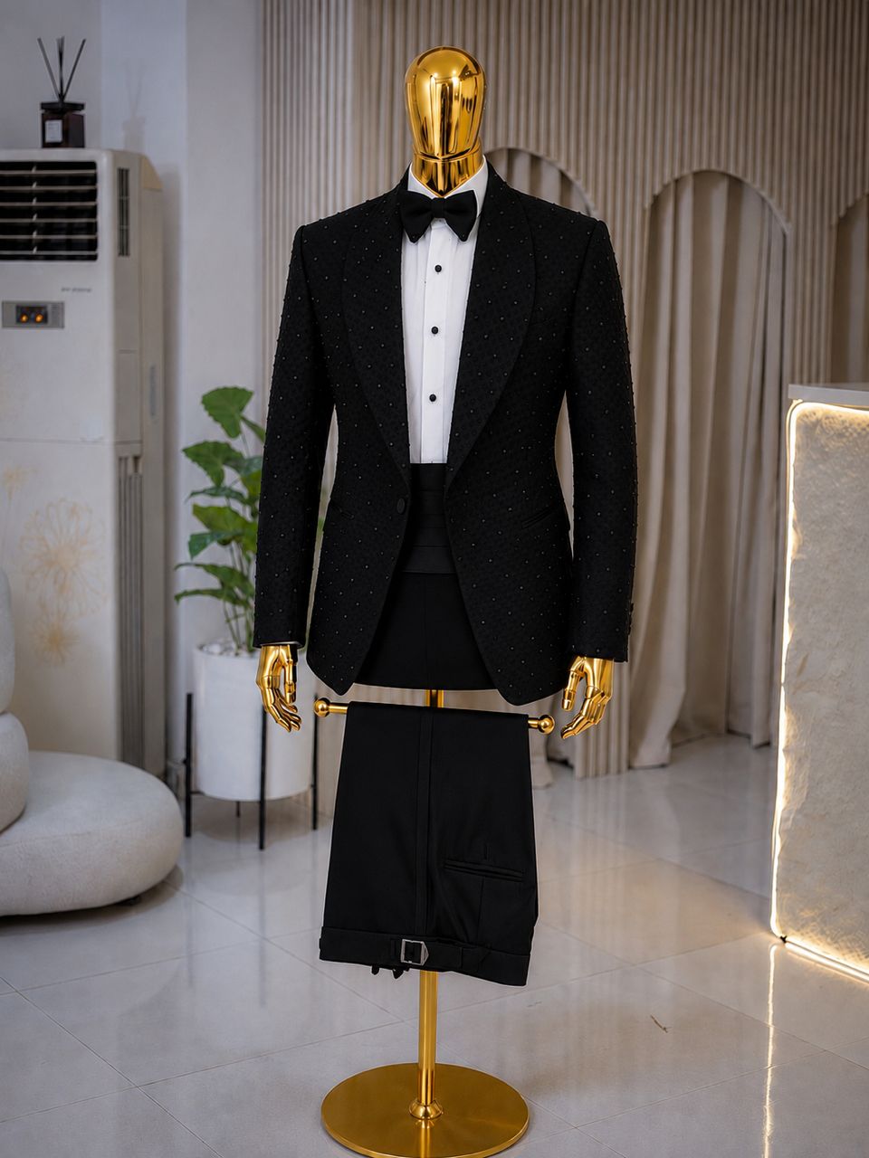 Obsidian Royale Tuxedo